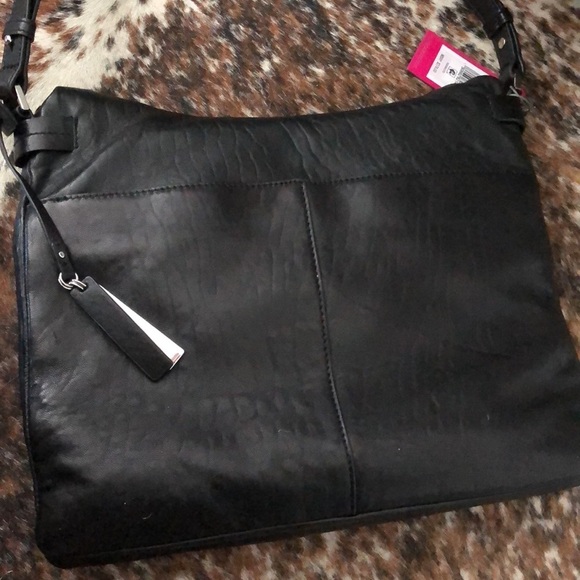 VINCE CAMUTO Shoulder Hobo Black NWT - Picture 2 of 13